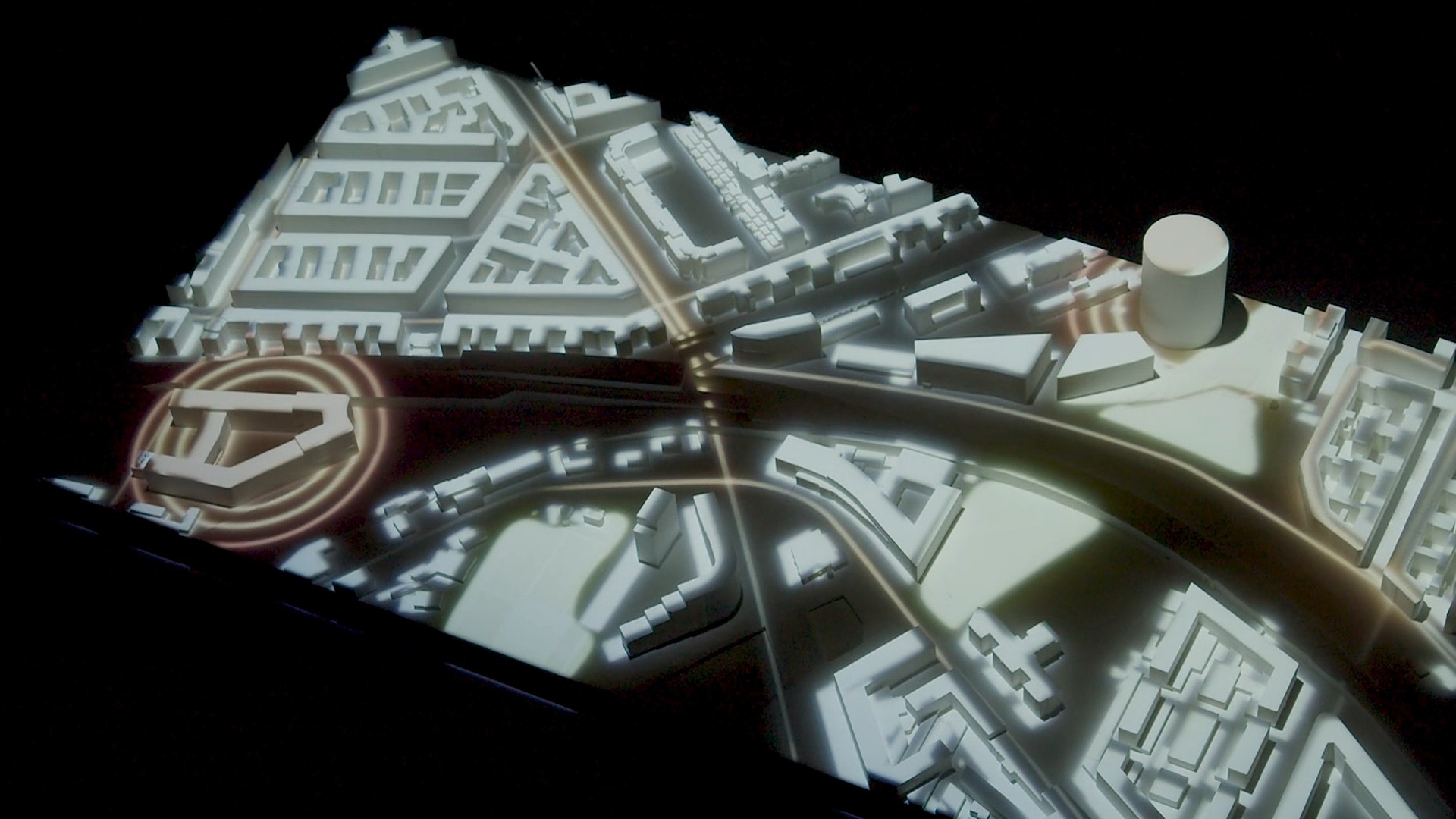 URBAN MAPPING CITY MODEL WITH 3D PROJECTION MAPPING